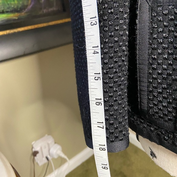 Basketweave black tweed 3/4 sleeve, red lining dinner jacket. Size L - Picture 8 of 11